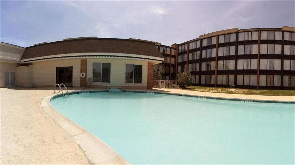 Days Hotel By Wyndham Williamsburg I-64 Экстерьер фото