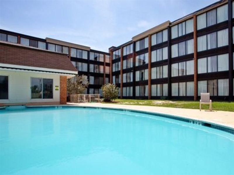Days Hotel By Wyndham Williamsburg I-64 Экстерьер фото