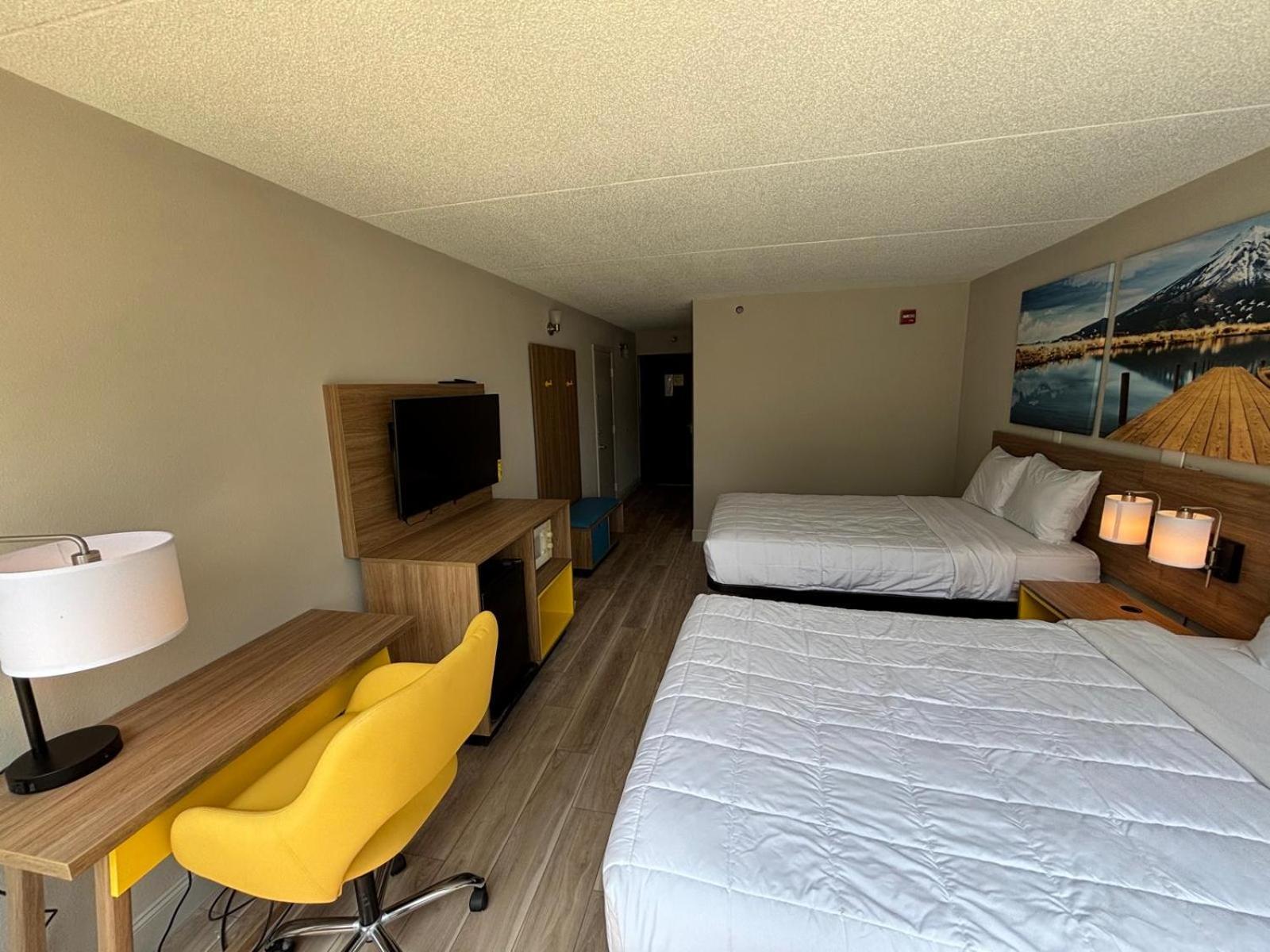 Days Hotel By Wyndham Williamsburg I-64 Экстерьер фото