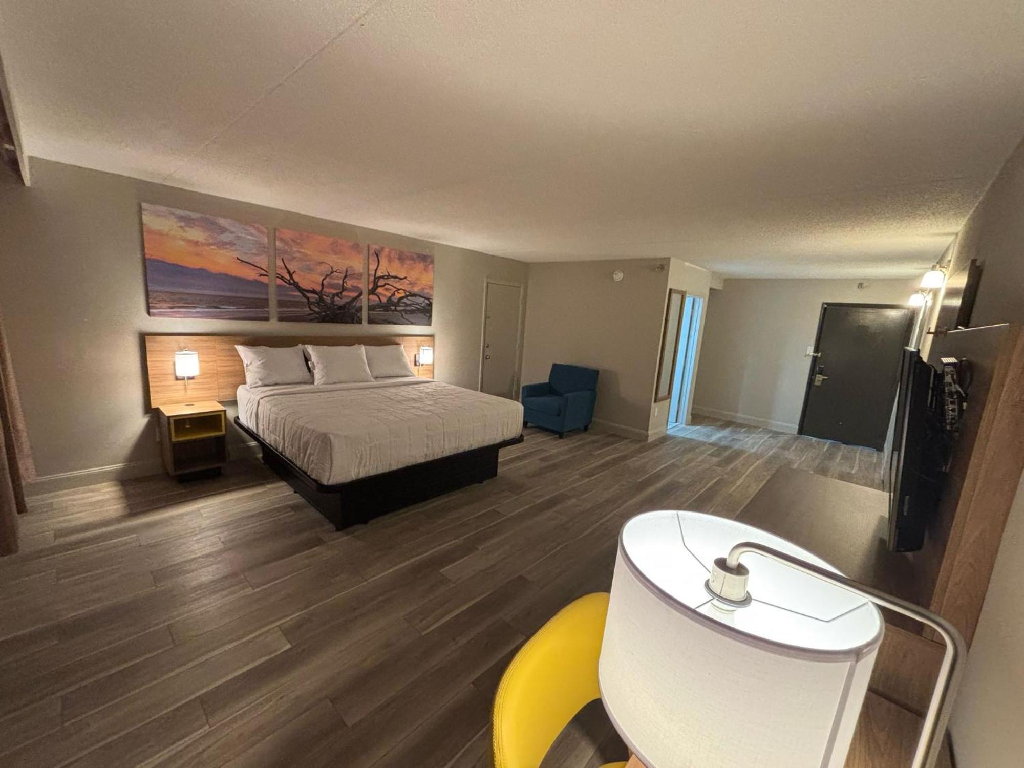 Days Hotel By Wyndham Williamsburg I-64 Экстерьер фото