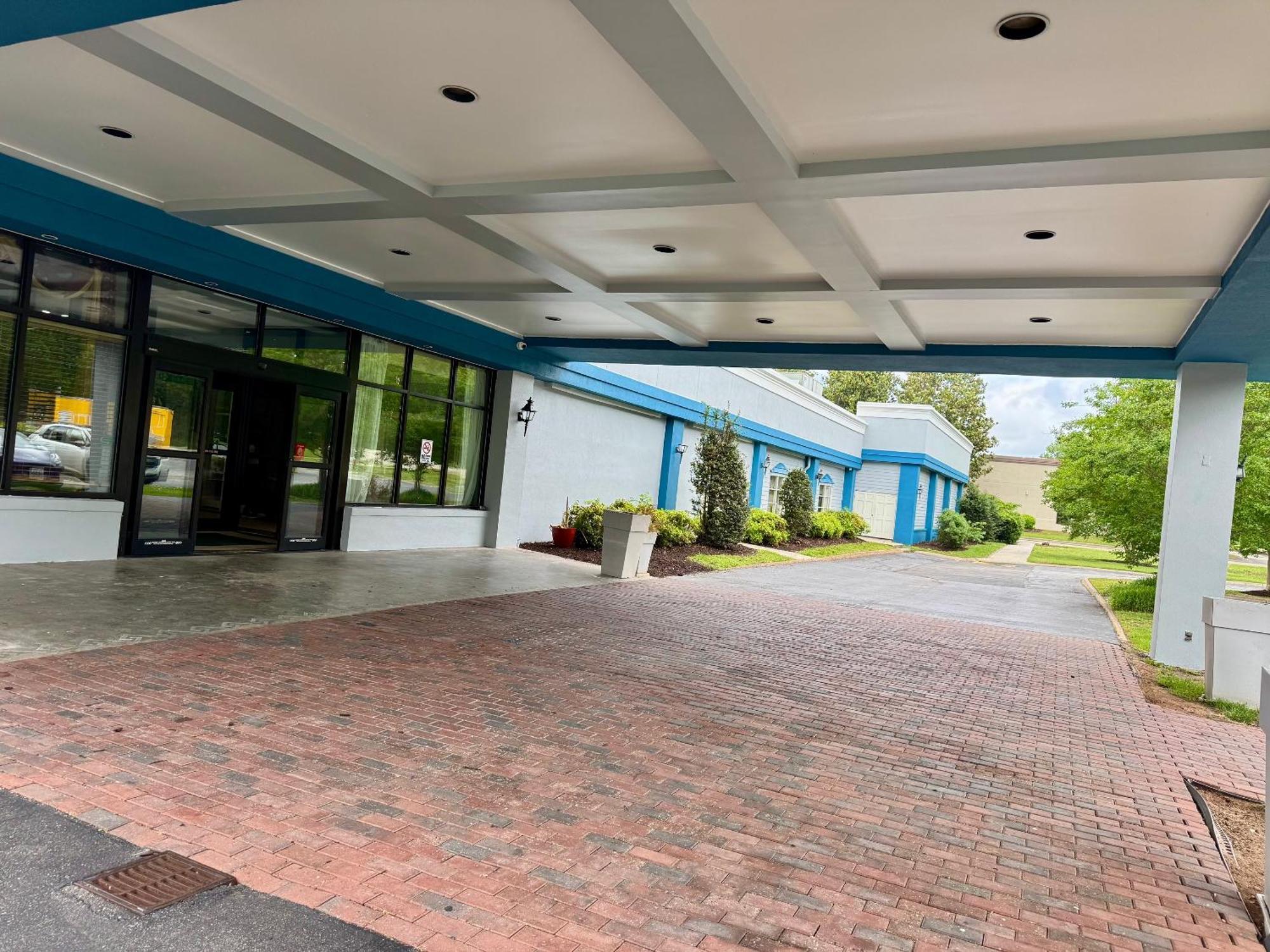 Days Hotel By Wyndham Williamsburg I-64 Экстерьер фото