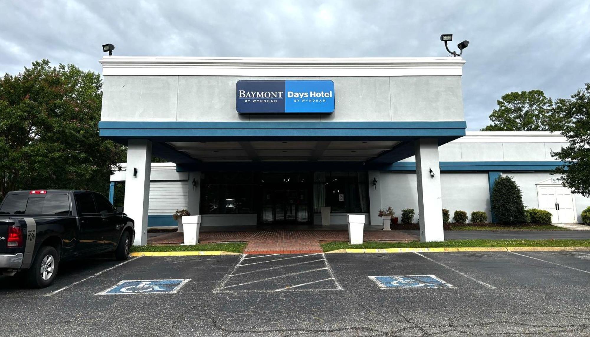 Days Hotel By Wyndham Williamsburg I-64 Экстерьер фото
