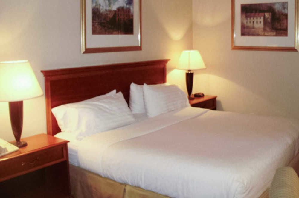 Days Hotel By Wyndham Williamsburg I-64 Экстерьер фото
